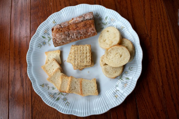 Lively Run Cheeseboard bread